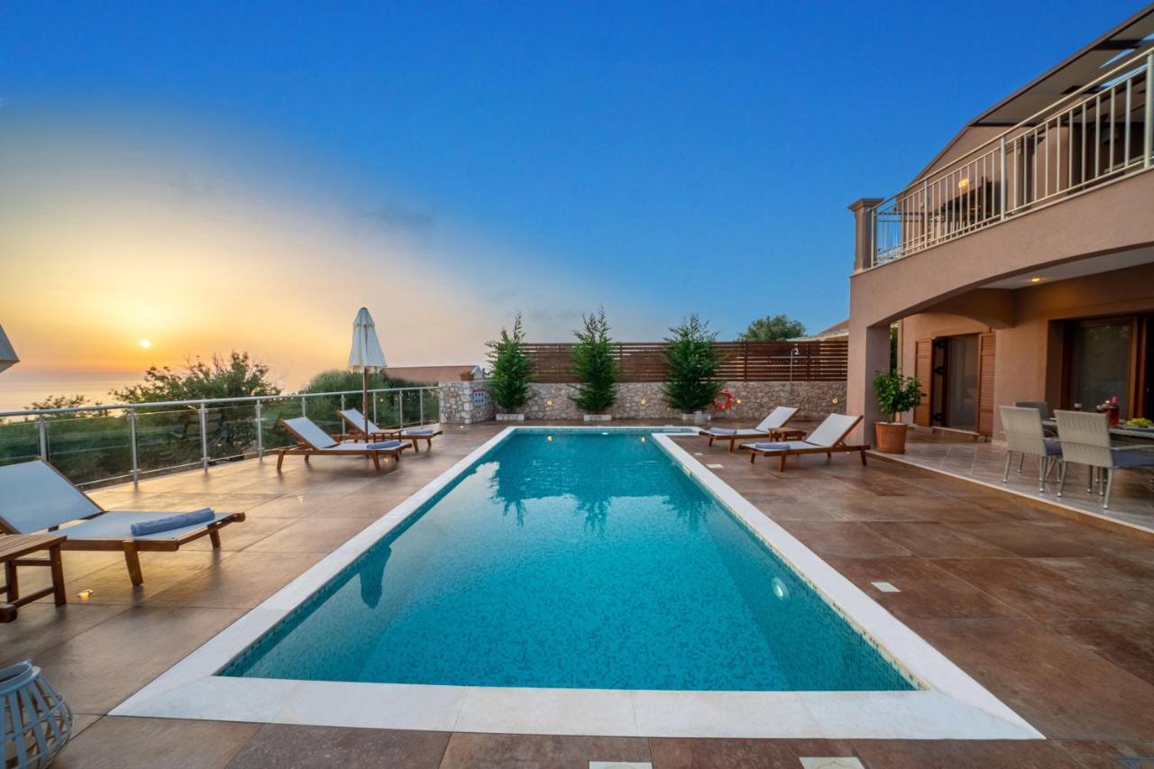 Villa Cleopatra Фискардон Экстерьер фото